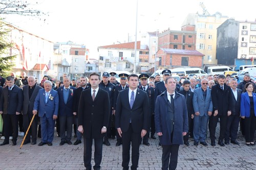 Gazi Mustafa Kemal Atatürk’ün ebediyete irtihalinin 86. yılında ilçemizde çelenk sunma töreni yapıldı. 